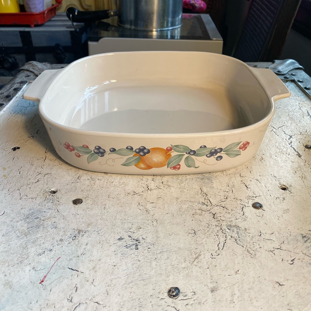 Corning Ware Abundance 2.5 Qt A-10-B